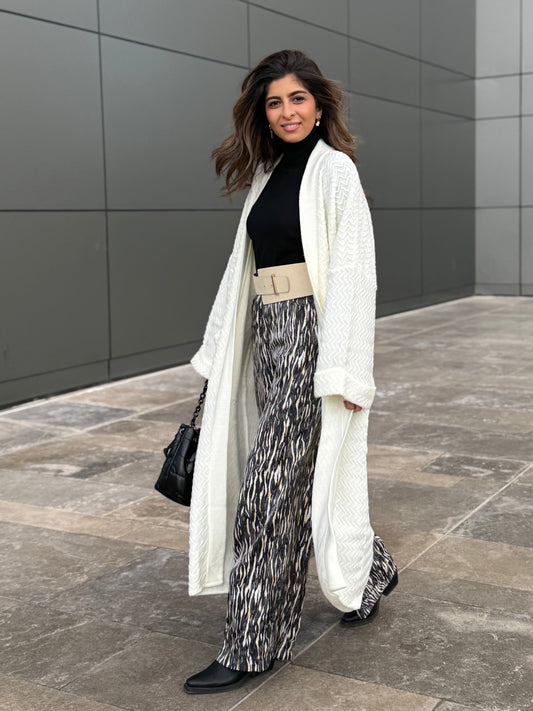 CloudKnit Cardigan - white