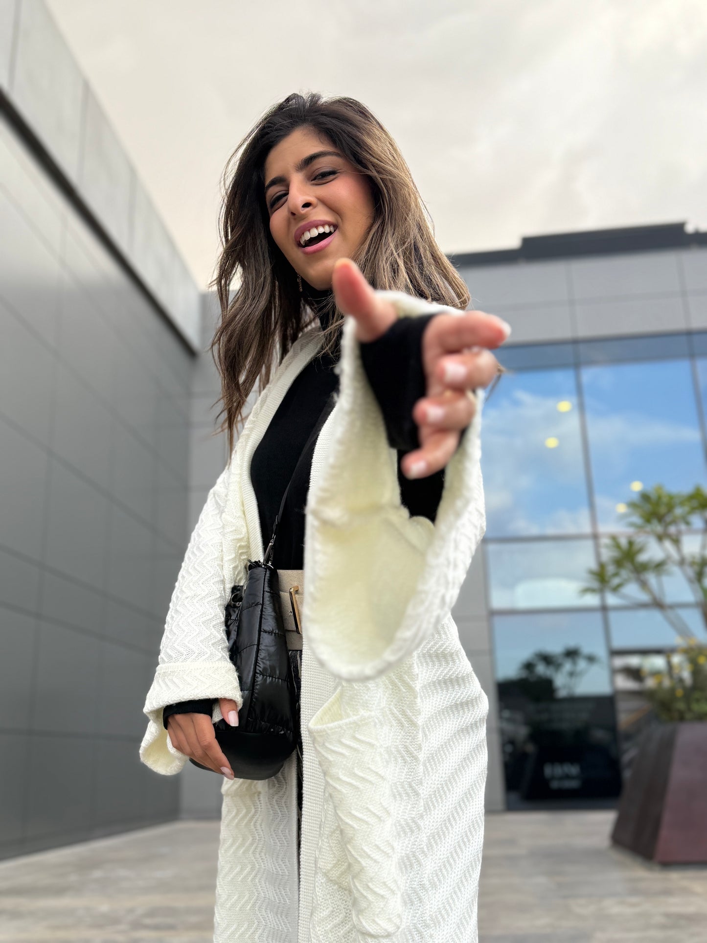 CloudKnit Cardigan - white